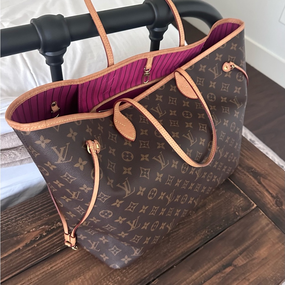Louis Vuitton Brown Monogram Tote Bag…